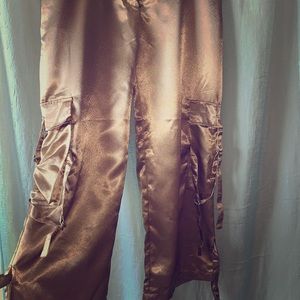 Gold cargo capris